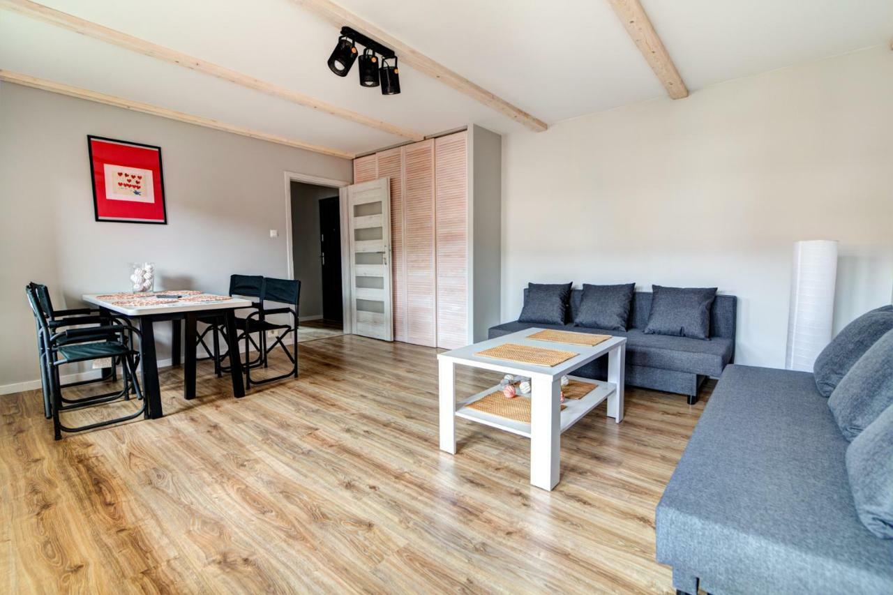 Apartament Halinka Salon, Sypialnia, Kuchnia, Balkon Powierzchnia 50M กรินีซา ดรอยจ์ ภายนอก รูปภาพ