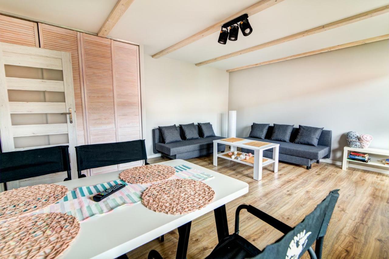 Apartament Halinka Salon, Sypialnia, Kuchnia, Balkon Powierzchnia 50M กรินีซา ดรอยจ์ ภายนอก รูปภาพ