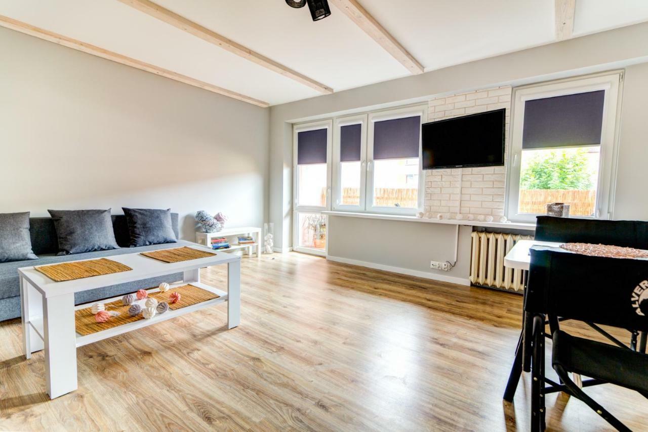 Apartament Halinka Salon, Sypialnia, Kuchnia, Balkon Powierzchnia 50M กรินีซา ดรอยจ์ ภายนอก รูปภาพ