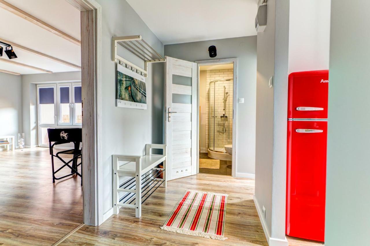 Apartament Halinka Salon, Sypialnia, Kuchnia, Balkon Powierzchnia 50M กรินีซา ดรอยจ์ ภายนอก รูปภาพ