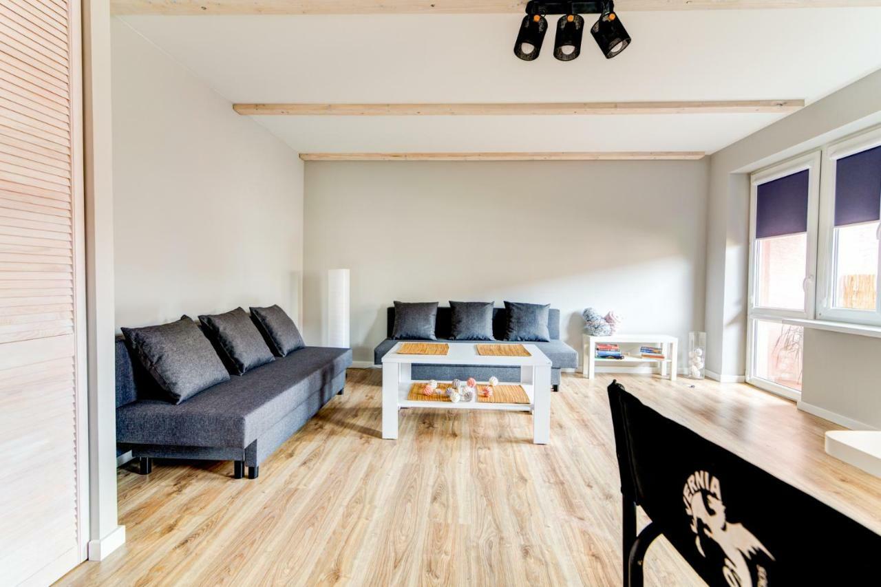Apartament Halinka Salon, Sypialnia, Kuchnia, Balkon Powierzchnia 50M กรินีซา ดรอยจ์ ภายนอก รูปภาพ